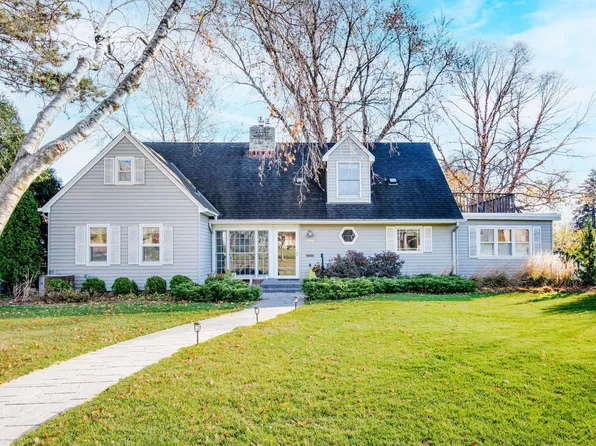 1456 Edgcumbe Rd, Saint Paul, MN 55116