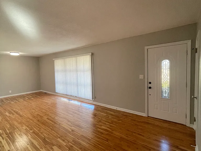 991 Joe Engel Dr — Photo 12