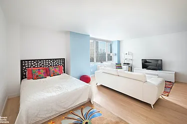 Rented by Brown Harris Stevens