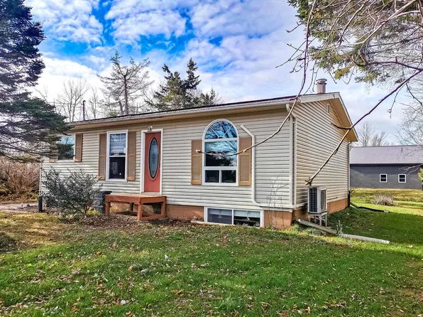 5244 A A Macdonald Hwy, Saint George's Parish, PE C0A 1R0