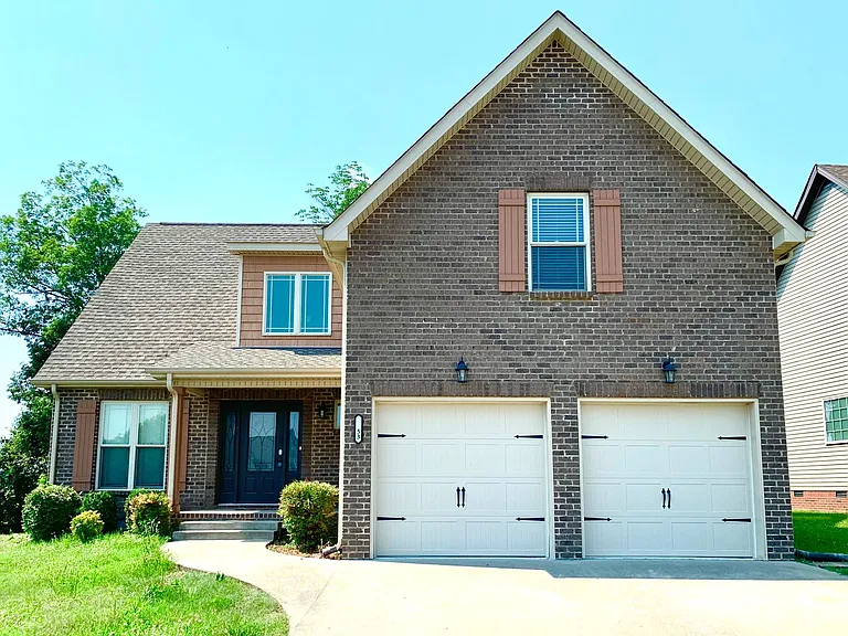 1053 Quiver Ln — Photo 1