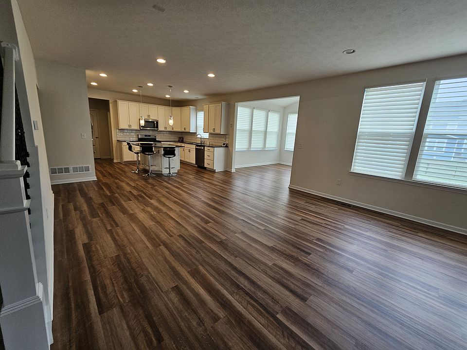 Large OPEN space for lots of memories to be made.