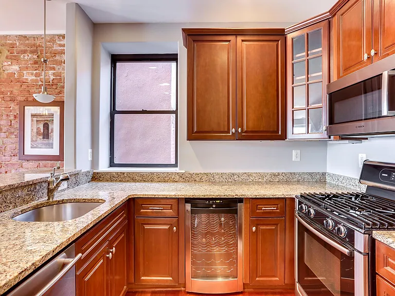 1105 Park Rd NW #5 — Photo 10