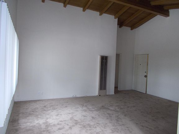 4th image of 12209 Beverly Blvd APT 4