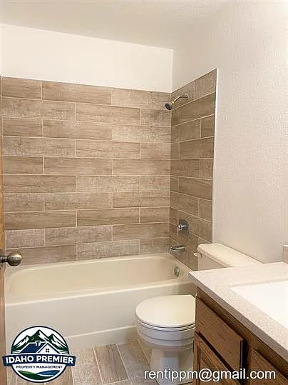 512 S Kearney Pl — Photo 9