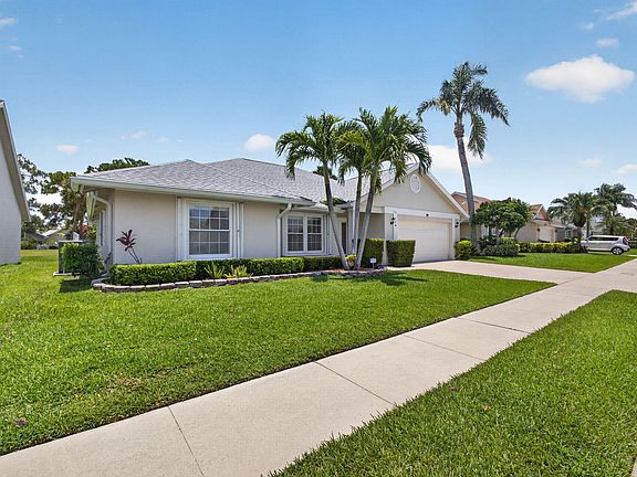 3rd image of 114 Palomino Drive