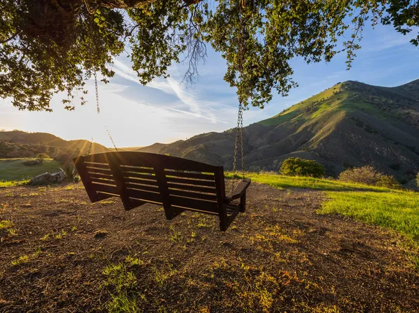 7401 Figueroa Mountain Rd, Los Olivos, CA 93441