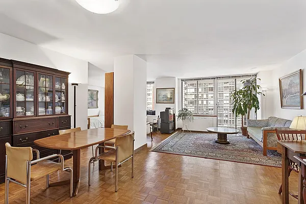 Sold by Corcoran | media 19