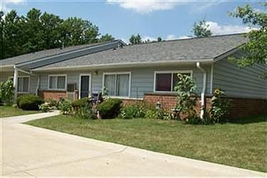1st image of 27083 Oakwood Cir APT 104
