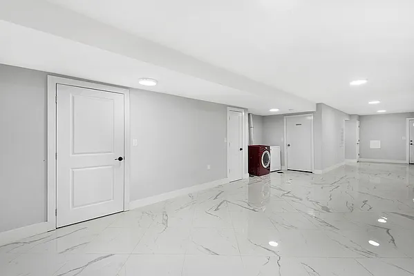 Rented by Corcoran | media 17