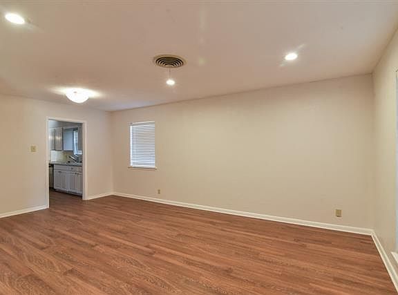 4th image of 3003 Norwood Ln