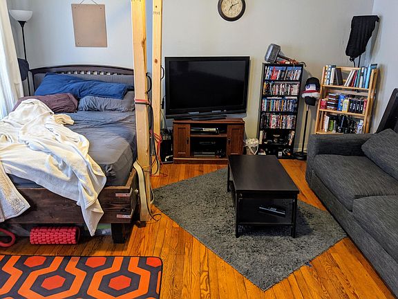 5th image of 1946 1/2 N Spaulding Ave #2B