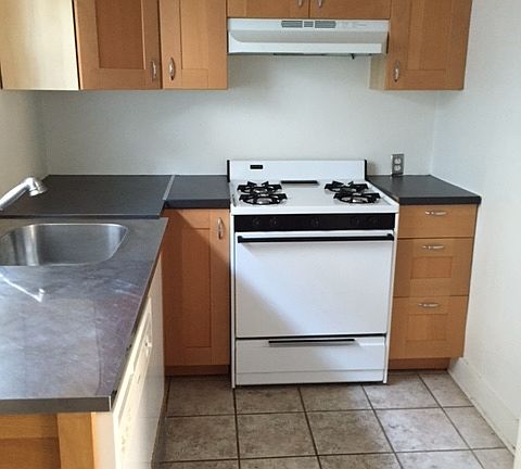 5th image of 3936 Bancroft St