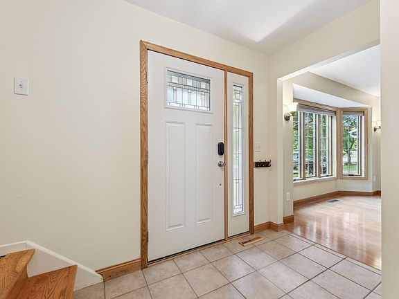 5th image of 2907 Blue Ridge Dr