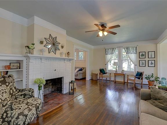 5th image of 122 Nelson Dr