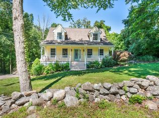 42 Hope Valley Rd, Hebron, CT 06248