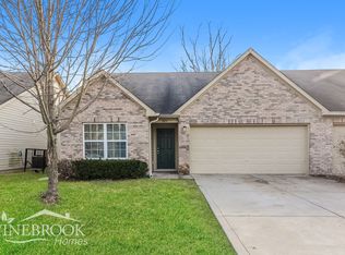1923 Lisa Walk Dr, Indianapolis, IN 46227