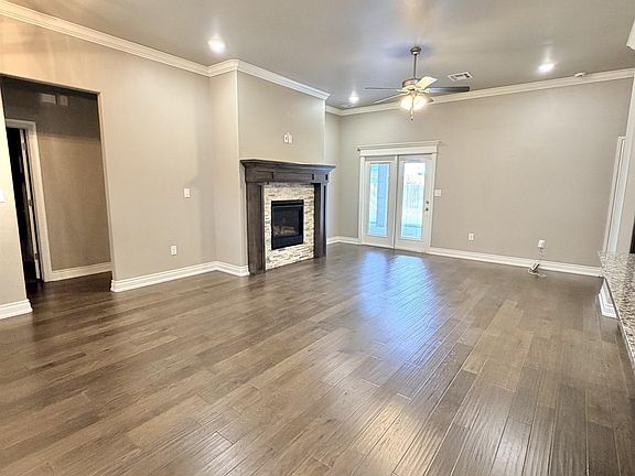 2nd image of 919 Stonebridge Village Dr