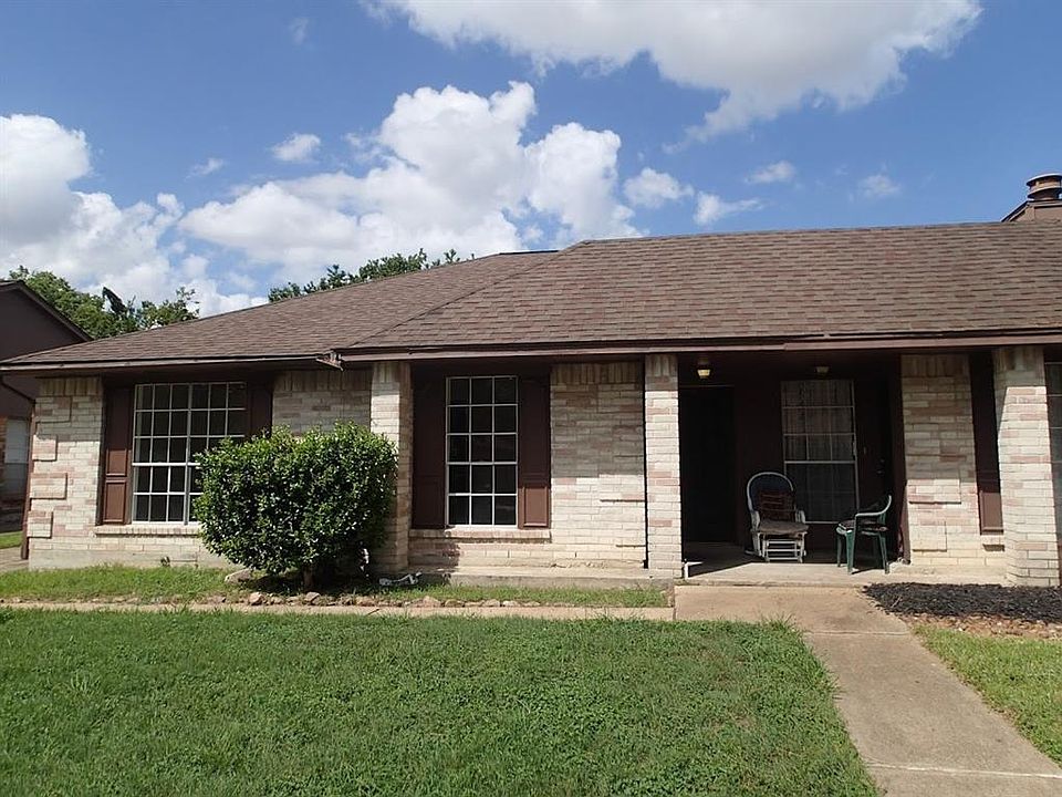 1st image of 19430 Plantain Dr