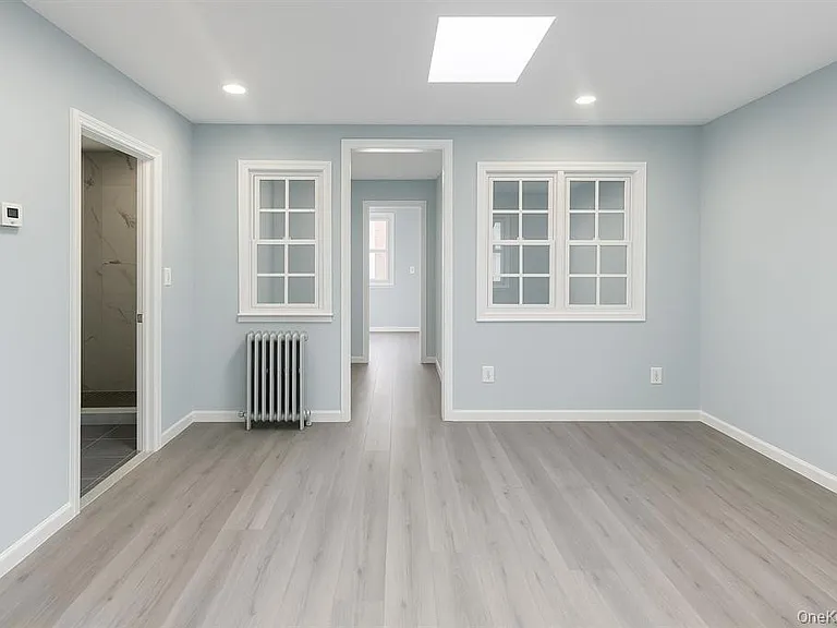 21813 Jamaica Ave #2 — Photo 4