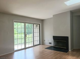 133 Rachel Ct, Franklin Park, NJ 08823