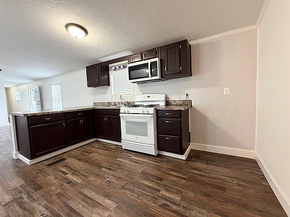 5th image of 5323 Redell Rd