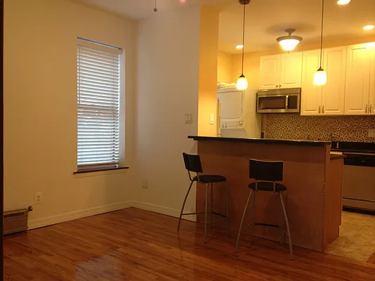 Rented by Bohemia Realty Group | media 22