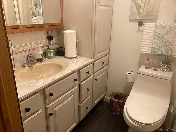 4th image of 336 Brownstone Dr