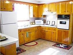 Kitchen incl all appliances!