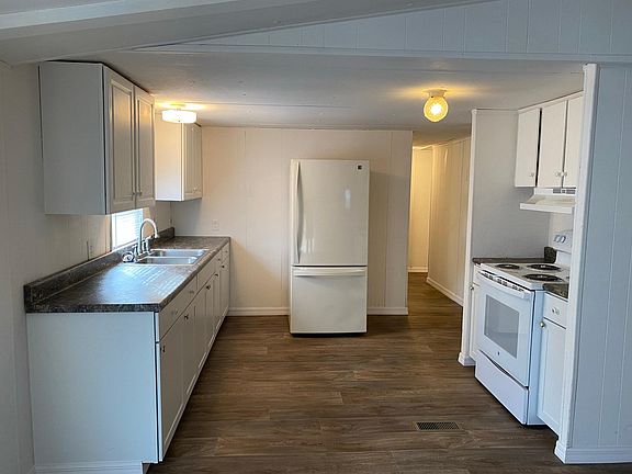 2nd image of 18364 SE 52nd St