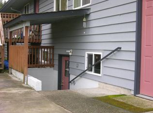1031 SW 122nd St APT B, Seattle, WA 98146