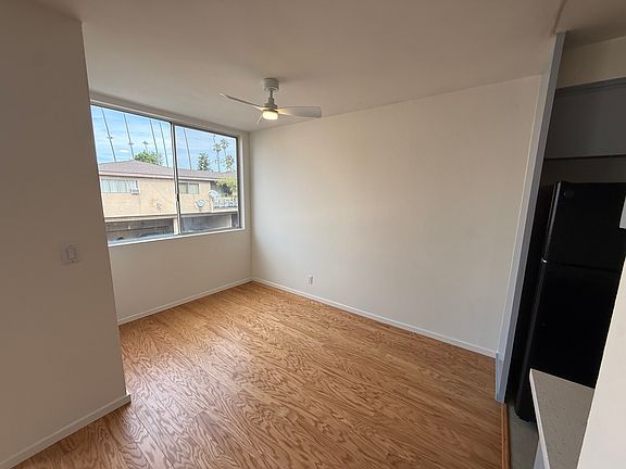Dining area off of kitchen