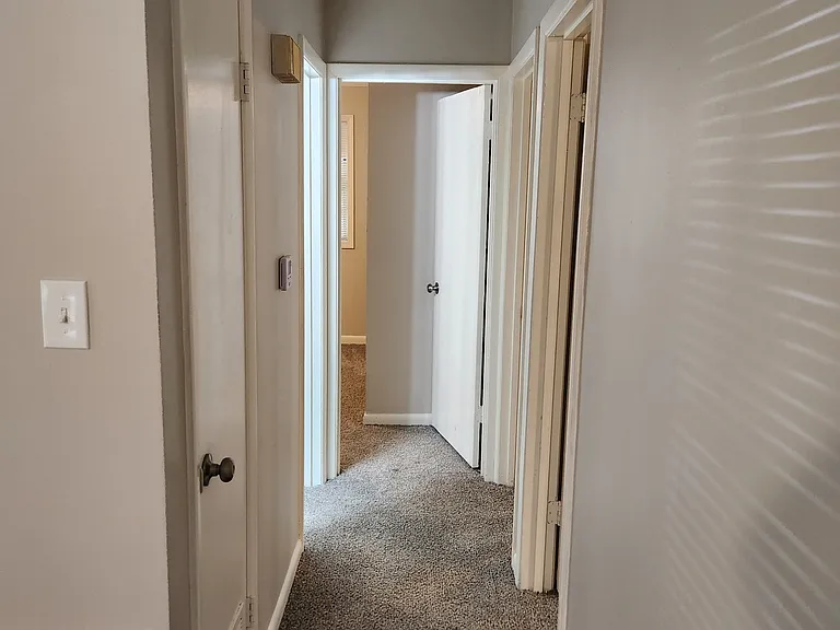 9401 Hollaman Cir — Photo 1