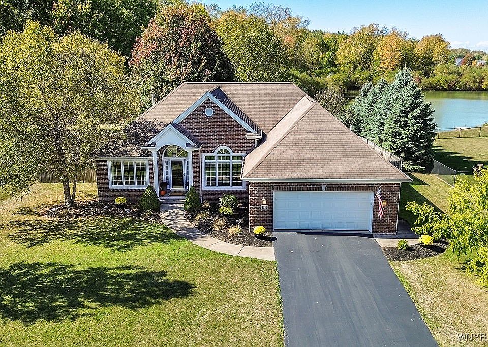 1st image of 1182 Majestic Woods Dr