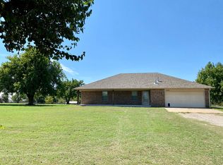2429 Rocky Rd, Newcastle, OK 73065