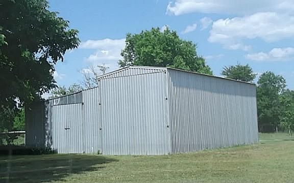 3rd image of 143 County Road 4880