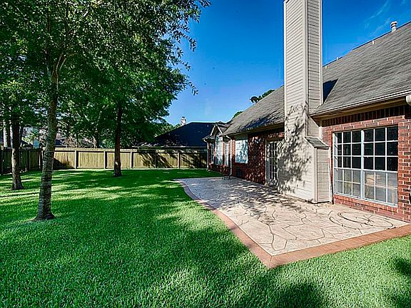 5th image of 7518 Ashton Dr