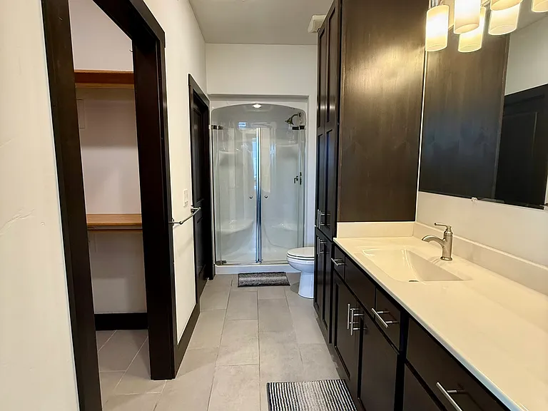160 E Jasper Ave #103 — Photo 2