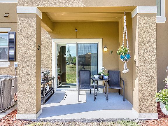 5th image of 109 Misty Glen Ln