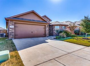 716 Rutherford Dr, Crowley, TX 76036