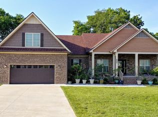 5224 McKinnley Dr, Chapel Hill, TN 37034