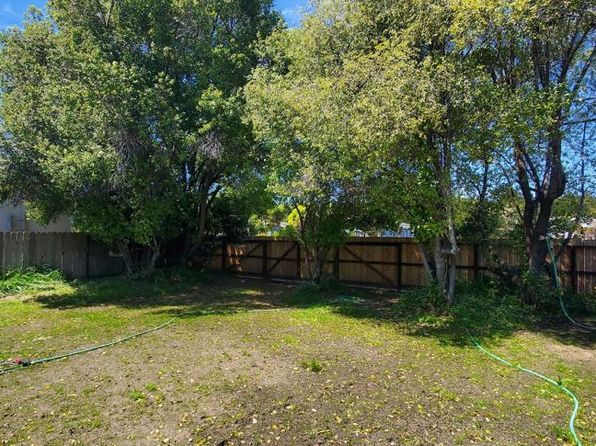 135 Dana St, Fort Bragg, CA 95437