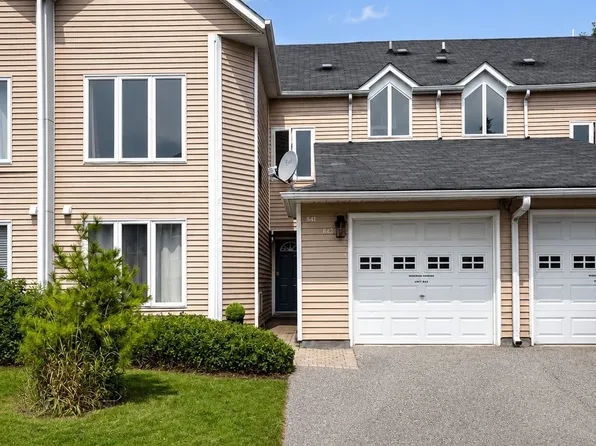 34 Dawson Dr #841A, Collingwood, ON L9Y 5B4