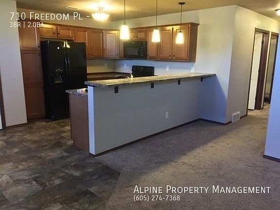 5th image of 710 Freedom Pl Unit 1