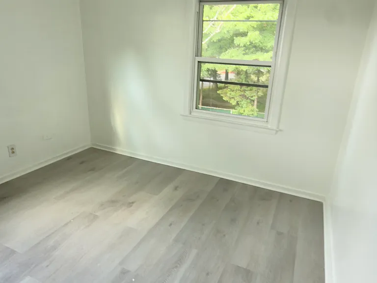 81 Cannon Rd #81 — Photo 5