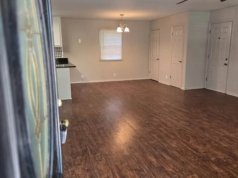 25 E North St — Photo 13
