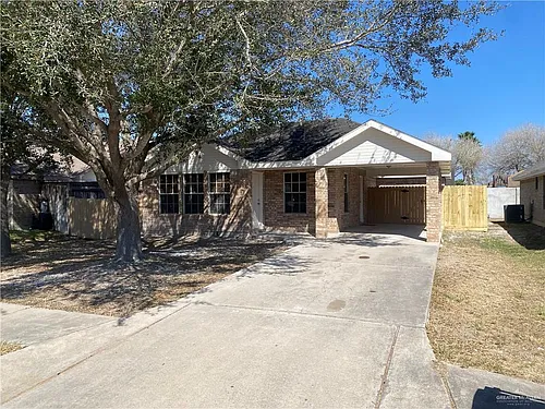 3105 Laurel St Photo 1