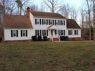6601 Timberland Dr, Sandston, VA 23150
