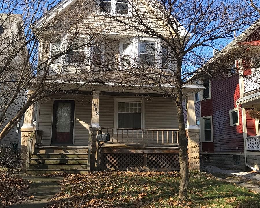 1st image of 1308 W 114th St