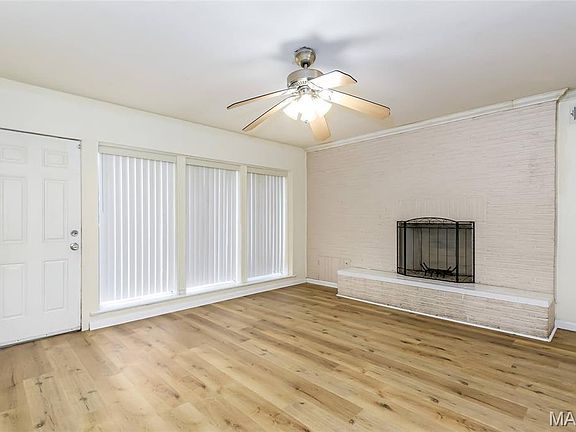 3rd image of 8201 Braddock Dr